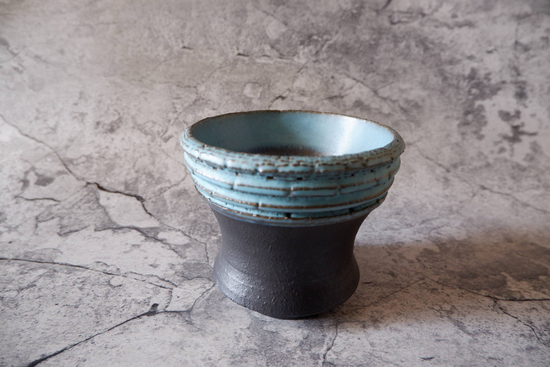 4.5号ヒスイ青掛分け裂紋鉢355　塊根植物　多肉植物　アガベ　盆栽　植木鉢　作家鉢　鉢皿　沖縄 4,536円