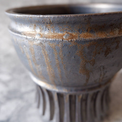 4号燻し金彩鎬鉢359　塊根植物　多肉植物　アガベ　盆栽　植木鉢　作家鉢　鉢皿　沖縄 2枚目の画像