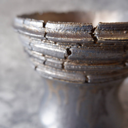 4.5号燻し金彩裂紋鉢361　塊根植物　多肉植物　アガベ　盆栽　植木鉢　作家鉢　鉢皿　沖縄 2枚目の画像