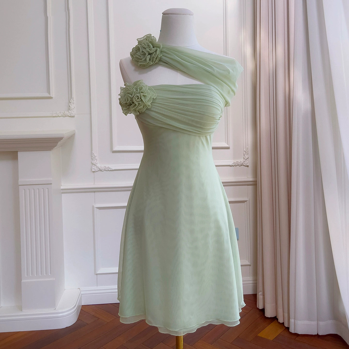 緑 立体花 チュール スリム ウェディングドレス パーティー ショート丈 韓国風 お呼ばれ 二次会 69488