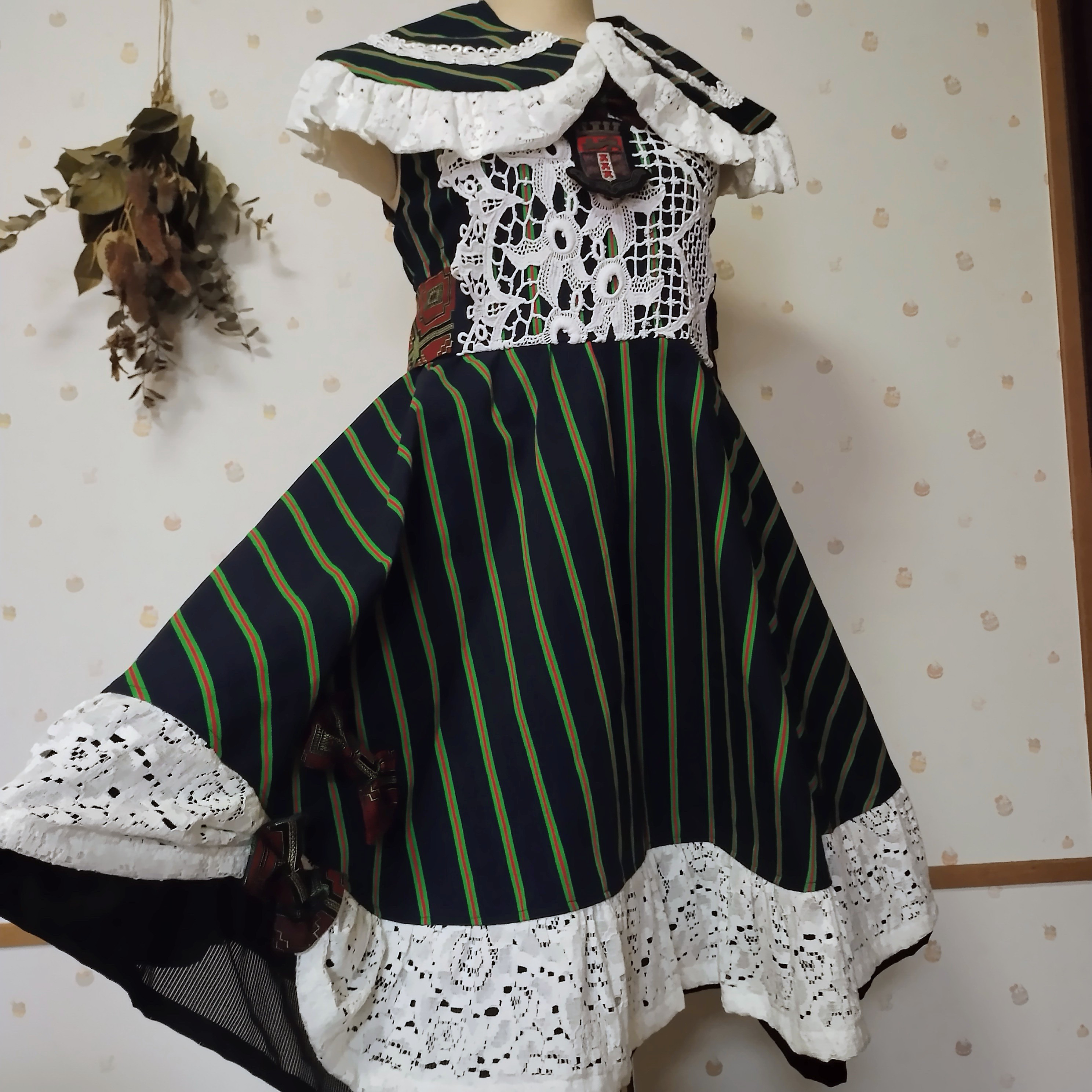 コッツウォルズ7番地jsk　ミニケープ、エンブレムブローチ3点set