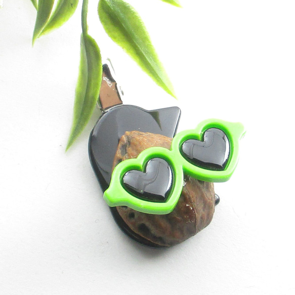 ファンキークォーツのおくるみベイベーだから、いつまでも愛おしい♪<創作ヘアクリップ>HC131 1枚目の画像