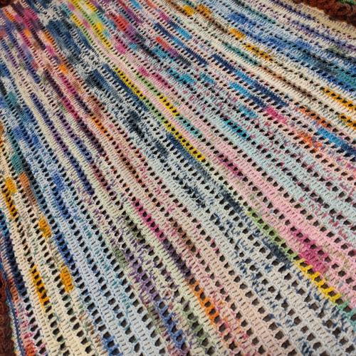 かぎ針編み Opal毛糸水彩画全色使用のひざ掛け ミニブランケット