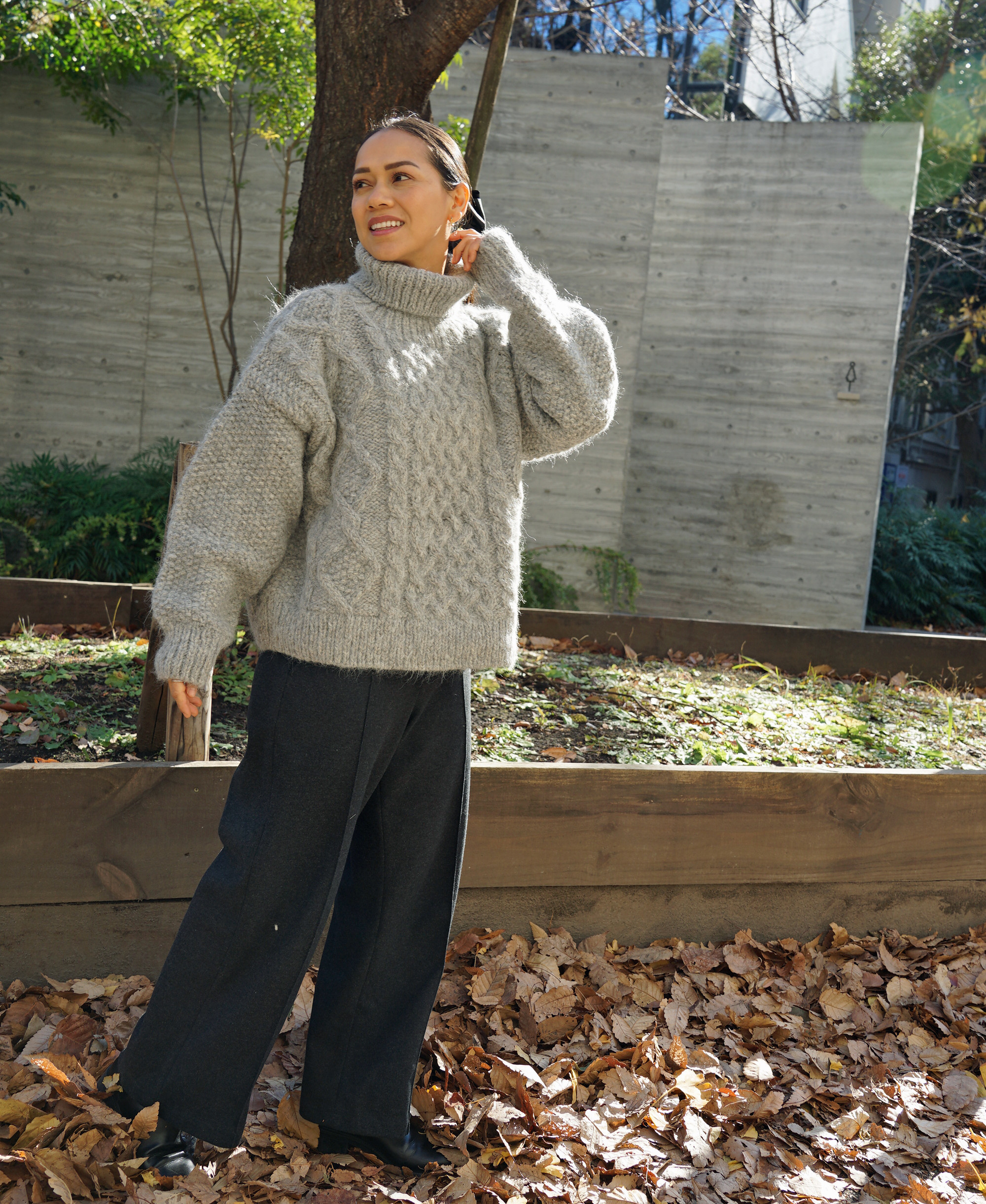 【即納可】スーリアルパカｘウール・ハイネックケーブルPO（NP-4501-グレー）ペルーニット