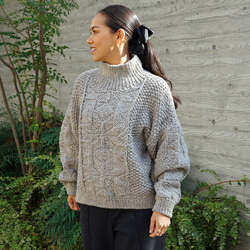 ☆SALE【即納可】ローゲージウール・ハイネックケーブル編みベスト（NP