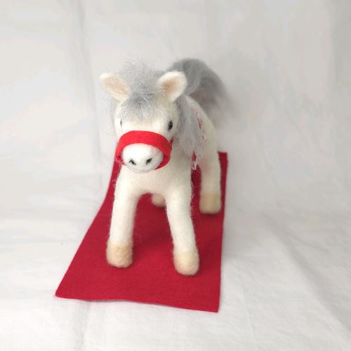 2026年 干支飾り 馬】 羊毛フェルトの可愛いお馬さん 置物 羊毛