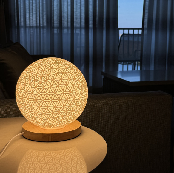 フラワーモチーフのランプシェード 約150cm 直径18cm／AC電源】Sphere Light フラワーオブライフ スタンドライト