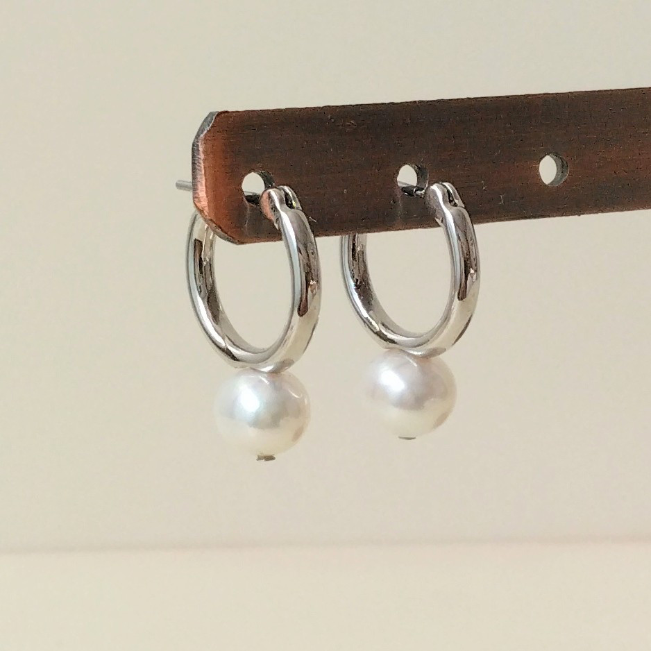 淡水パールフープピアス（ステンレスポスト）