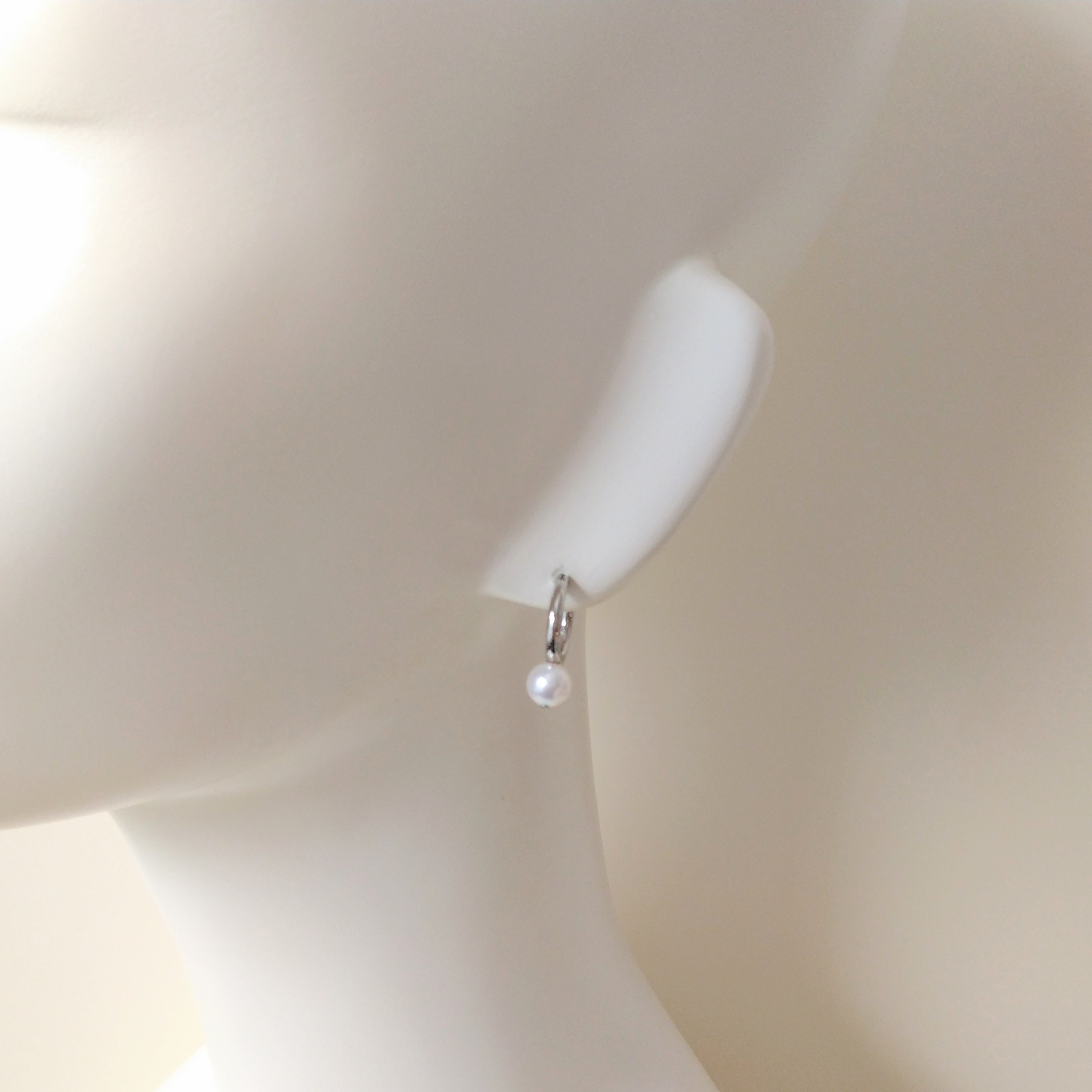 淡水パールフープピアス（ステンレスポスト）