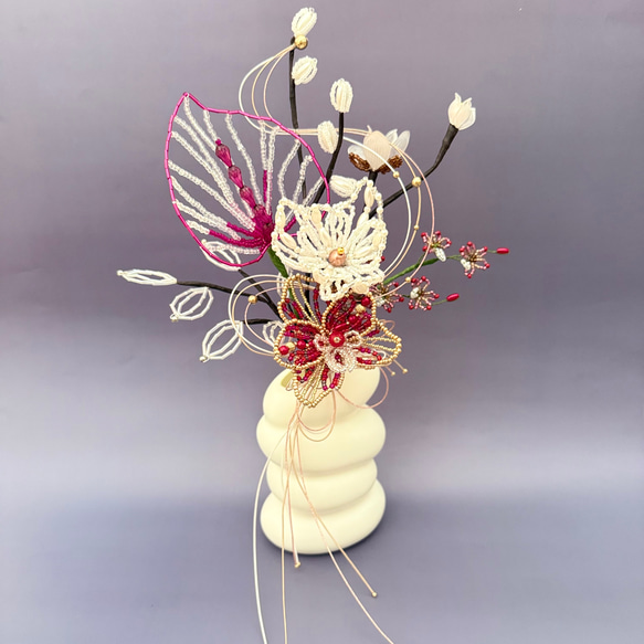 ビーズフラワー　ブーケ ビーズフラワー ブーケ（ホワイト／レッド／ゴールド） アートフラワー