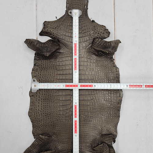 ワニ革 クレイフィニッシュ モールグレー No.C009203 その他素材