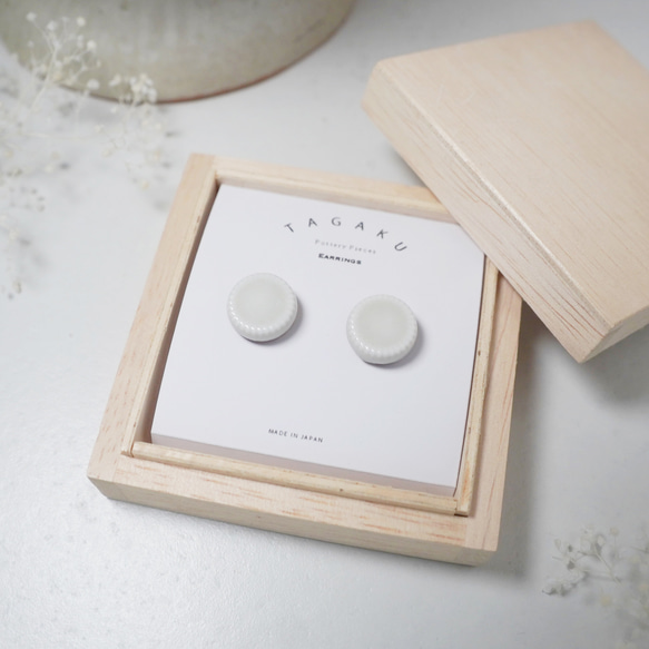 [T-269] 美濃燒磁磚耳環/耳環（淺灰色）石膏款 第8張的照片