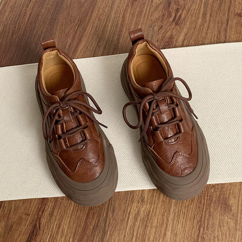 森系レトロな革靴レディース厚底スニーカー2025年新作ミニオリジナルシューズ潮徳訓靴