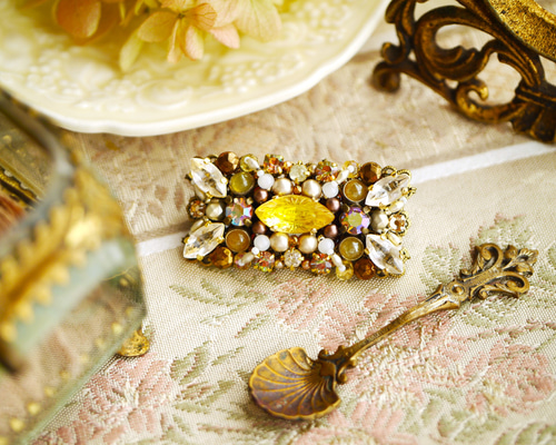 Tea Leaves アンティークビーズブローチ（アールグレイ）【Creema限定