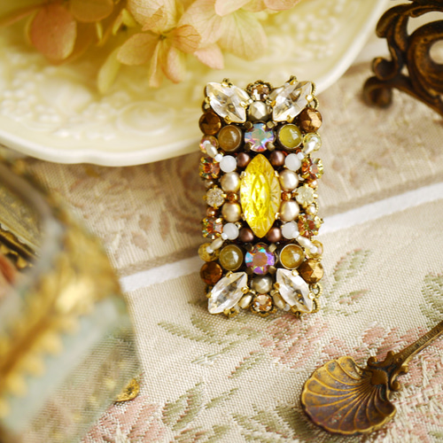 Tea Leaves アンティークビーズブローチ（アールグレイ）【Creema限定