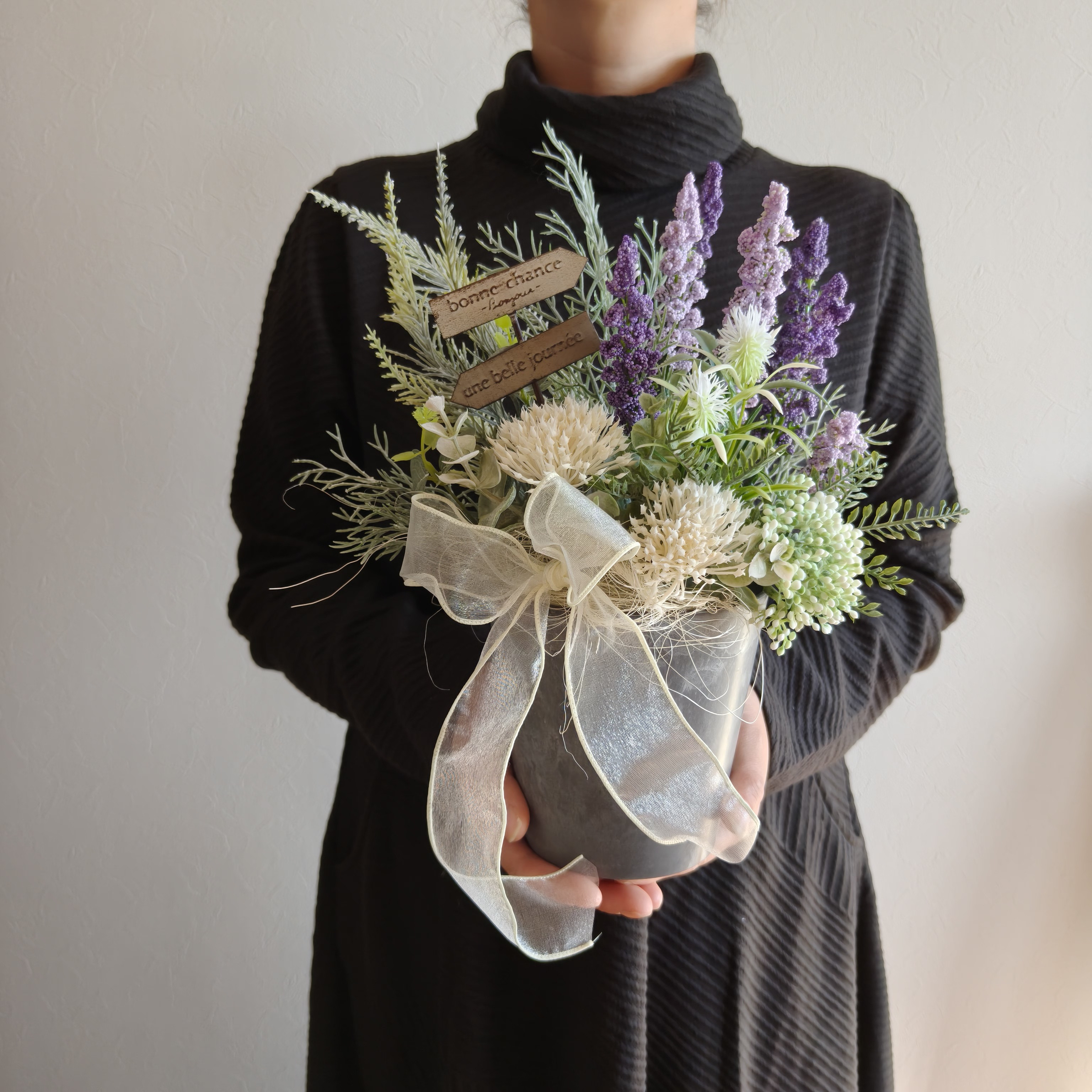 ラベンダーの寄せ植え風お祝い花  インテリア 店舗装飾 開店祝い 誕生日 新築祝い 結婚祝い　造花　ナチュラル　北欧 4,510円