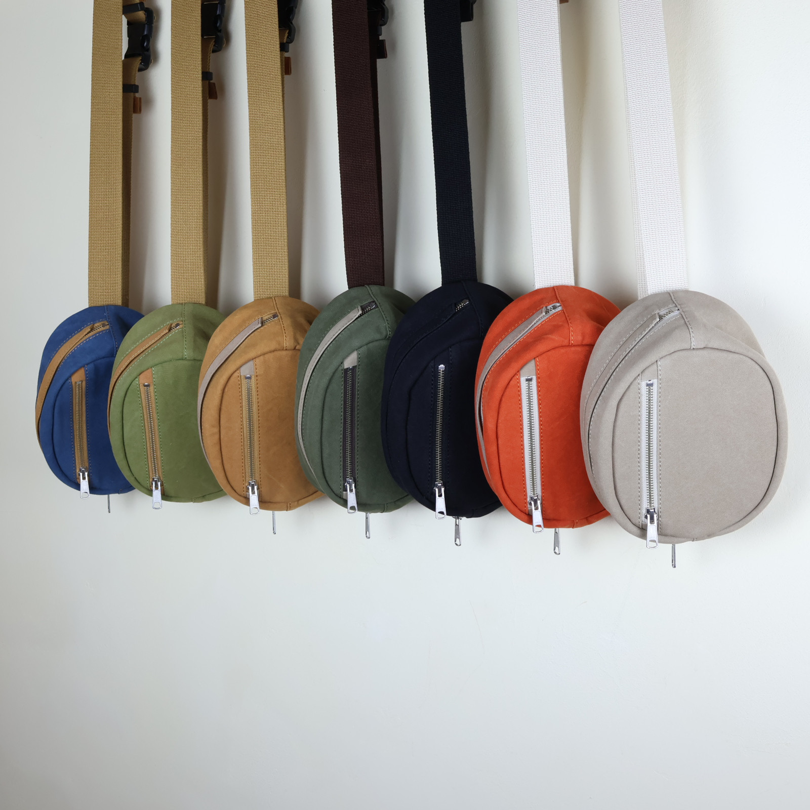 ボディバッグ エッグ【全７色】 帆布 革 ボディバッグ 鞄 シンプル フェス お散歩