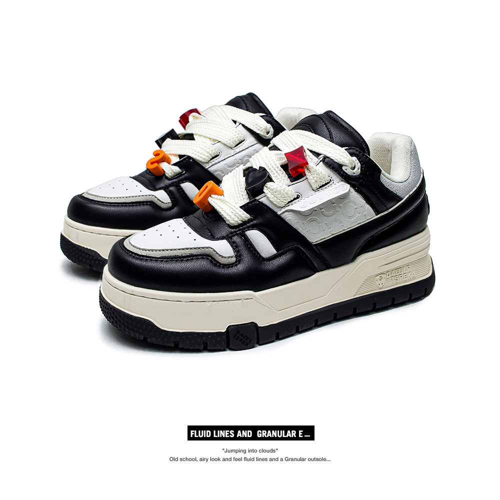 厚底で高くなったカップル靴の板靴2025新秋の小人数丸太パン靴男女カジュアル白靴