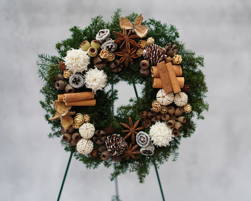 2025森のクリススマスリース 20センチ 木の実あふれるクリスマス