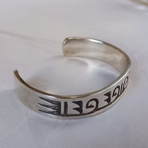 ホピ族 ウェーブ バングル シルバー925 バングル・リストバンド K2