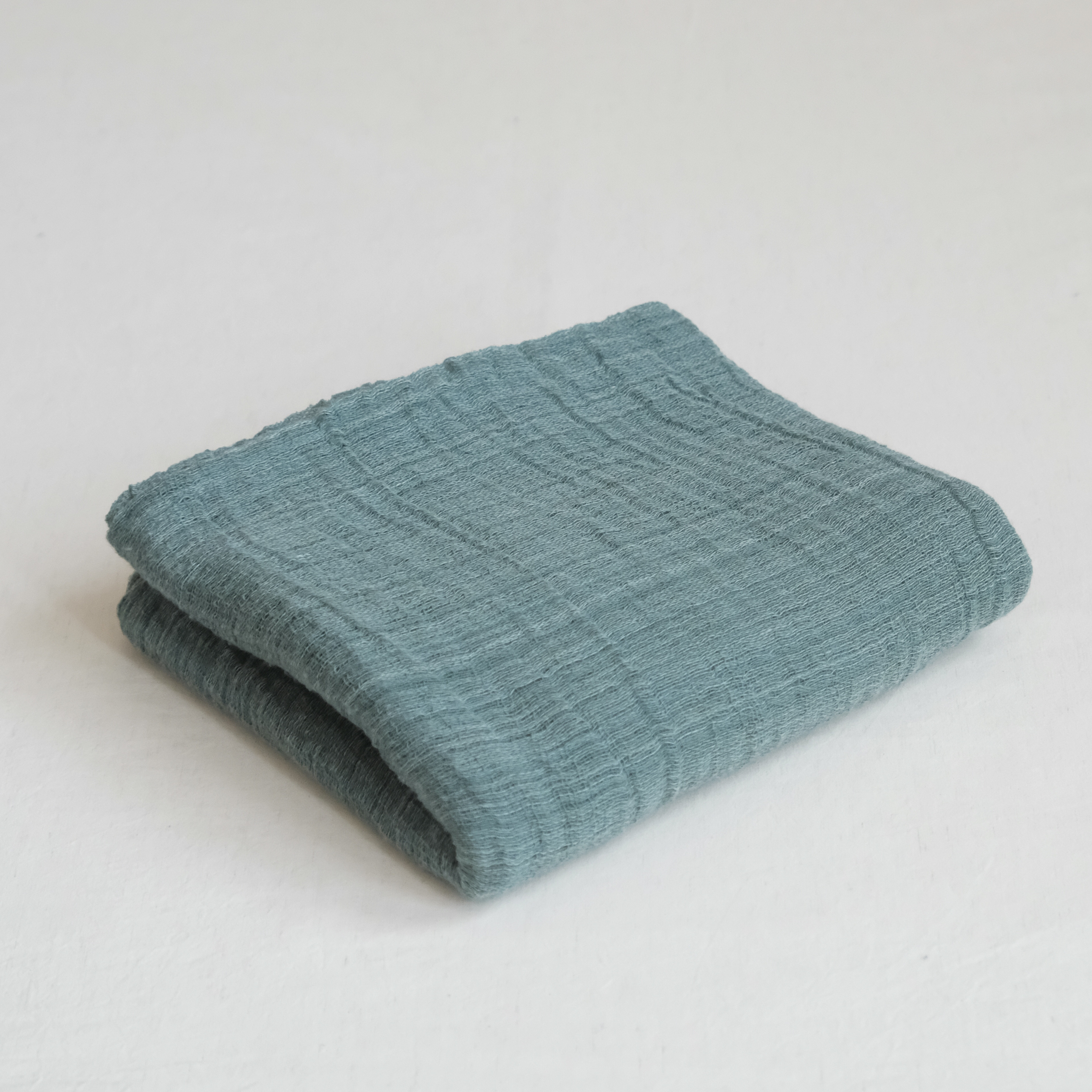 〈 楊梅＋藍 染め 〉ふわふわのストール