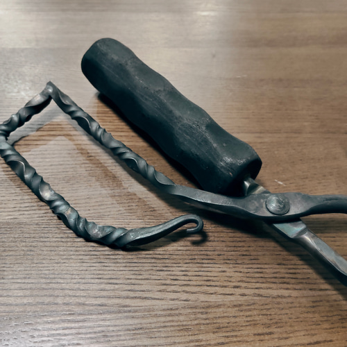 ステンレス ツイスト 火バサミ 薪バサミ トング キャンプ キャンプギア