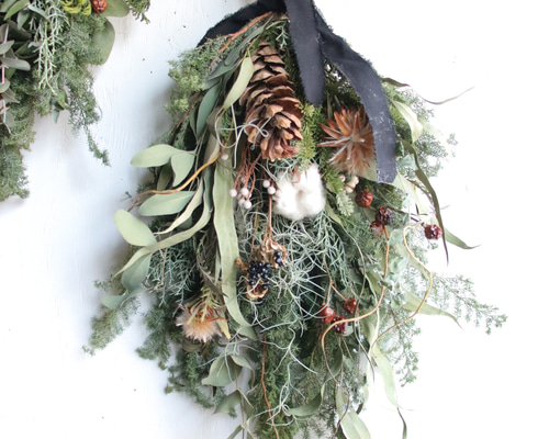 ドライの針葉樹スワッグ〜落ち着いた雰囲気でクリスマスから冬スワッグ