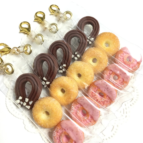 フェイクスイーツ*袋入り・3種のドーナツ・チャーム*食品サンプル
