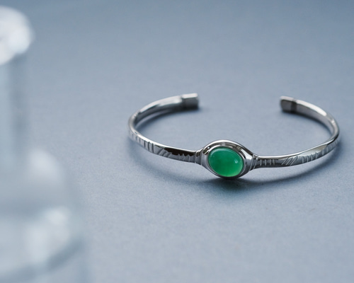 オーストラリア 翡翠 オープン バングル シルバー925 バングル・リスト