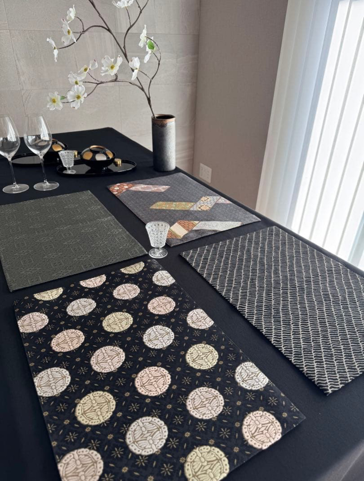 ◼︎67◼︎一点物 正絹 高級袋帯 ランチョンマット4枚セット【帯リメイク】