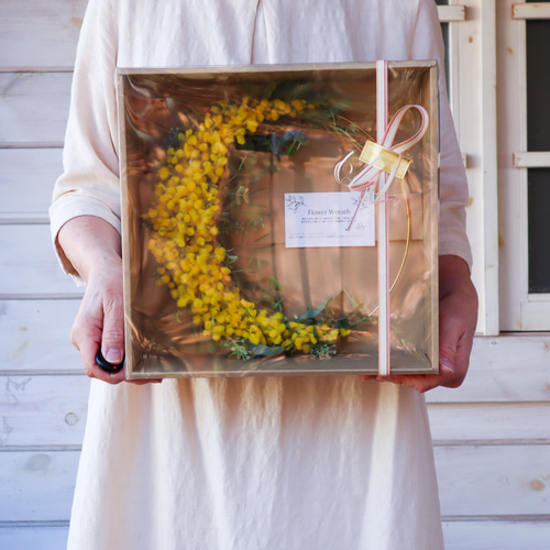 美しさ続くアーティフィシャルフラワー｜春の玄関リース｜ミモザの