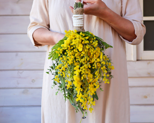 ミモザスワッグ｜ふんわりナチュラルな大人のミモザ｜アーティ