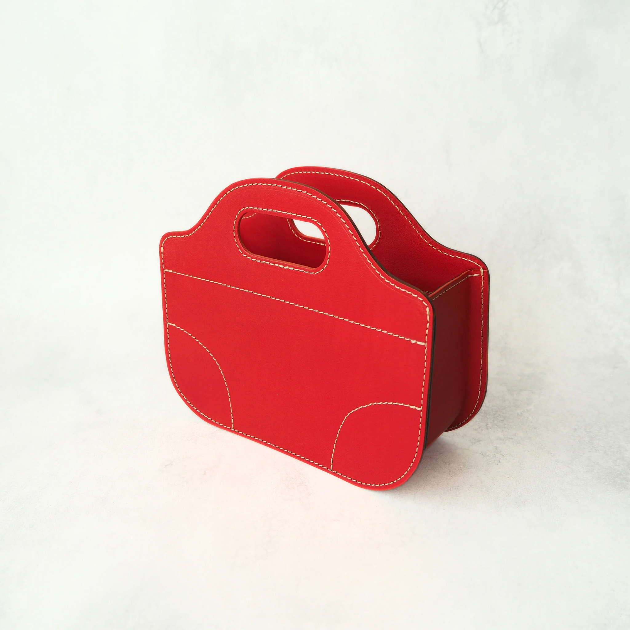 かわいく収納《本革》バッグ型の小物入れ（赤）
