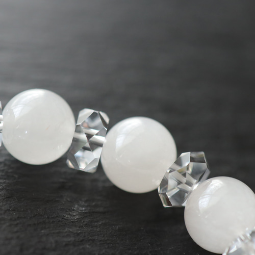 天然石　ハンドメイドブレス　最高レベル　ラビットヘア　クォーツインクォーツ　水晶 天然石 ハンドメイドブレス 最高レベル ラビットヘア クォーツイン