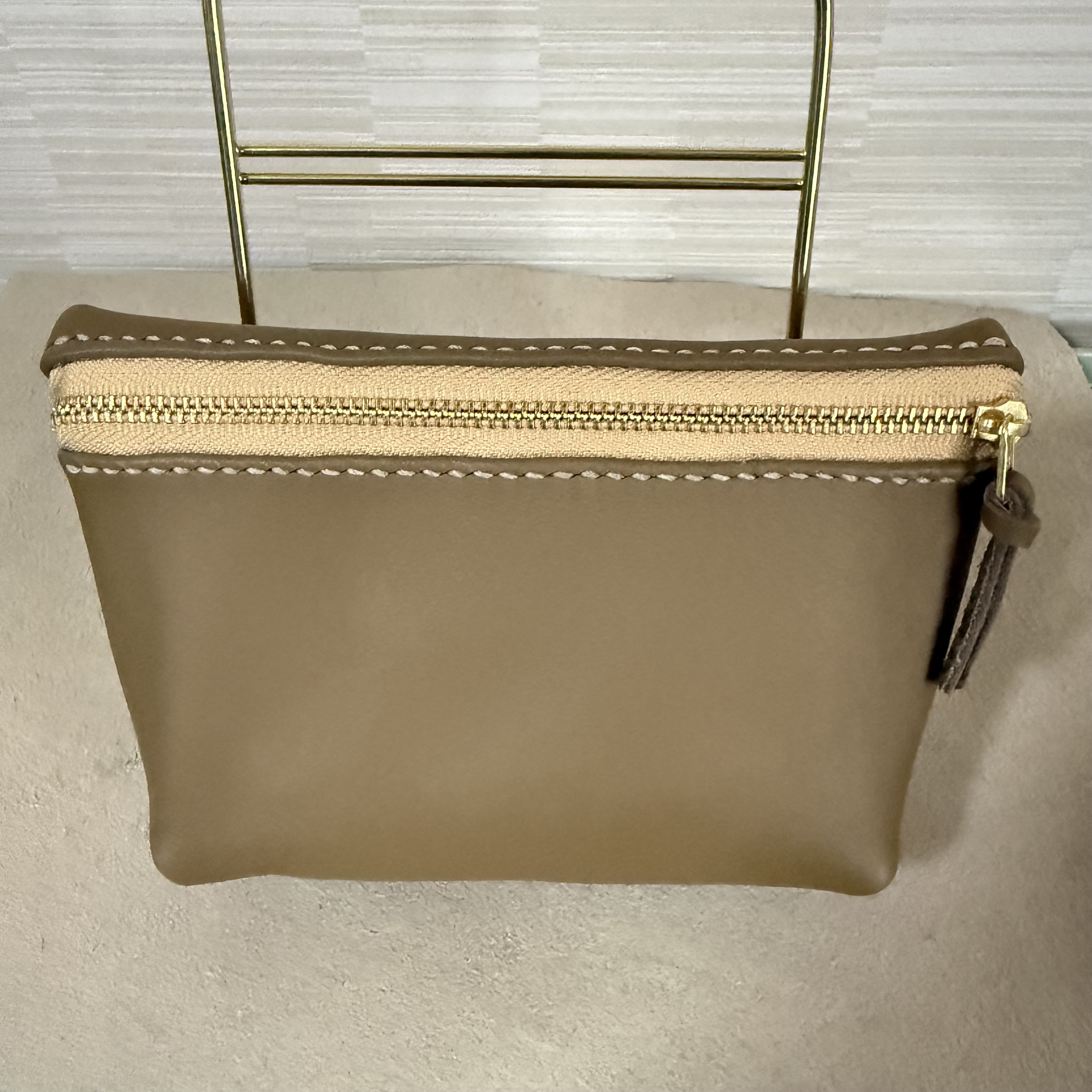 本革レザーポーチ 牛革【手縫い・ハンドメイド品】MP2