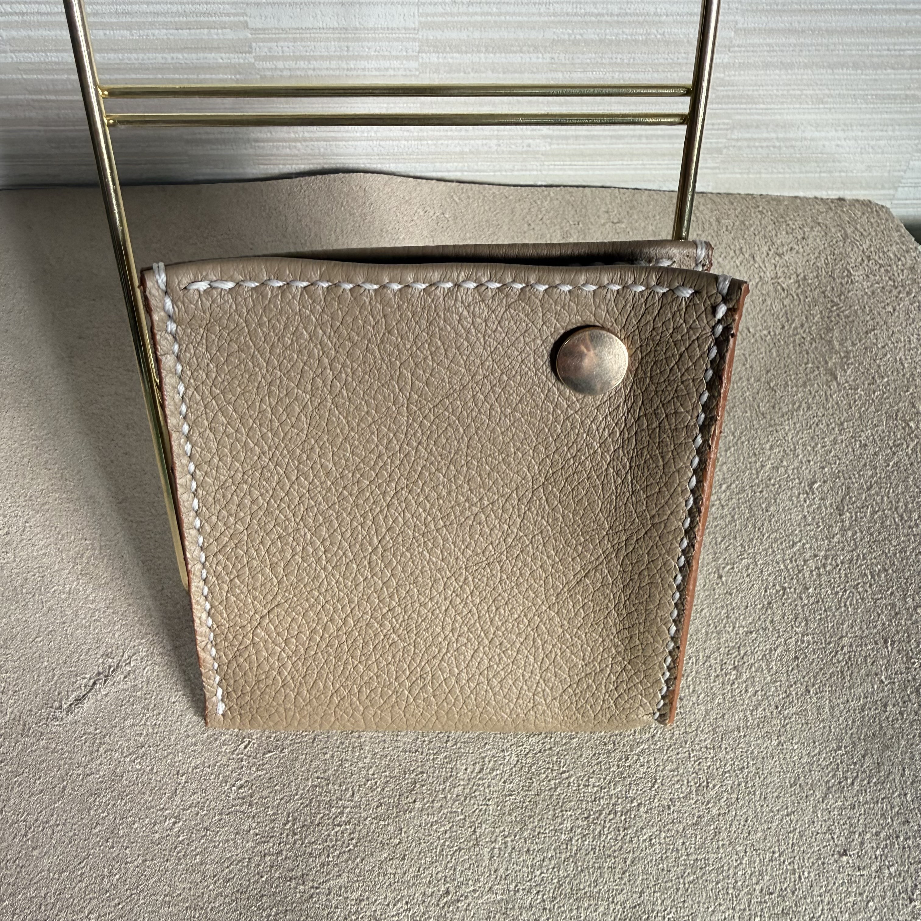 本革レザーポーチ 牛革【手縫い・ハンドメイド品】MP6