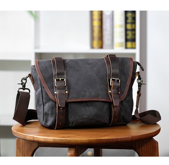 メンズ オイルウォックス牛革 メッセンジャーバッグ 防水 レトロ