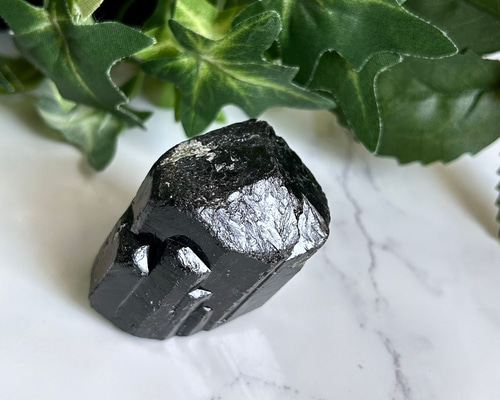 ブラックトルマリン 大きな 原石 結晶 約120g（電気石／ショール