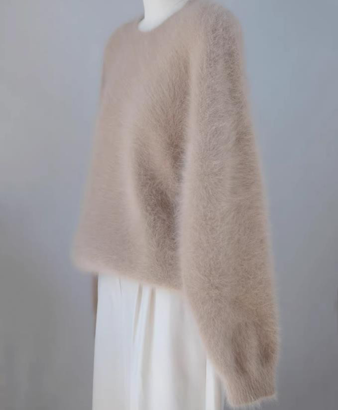 【受注製作】上質な触り心地　100%フェレット毛糸セーター・Q009890