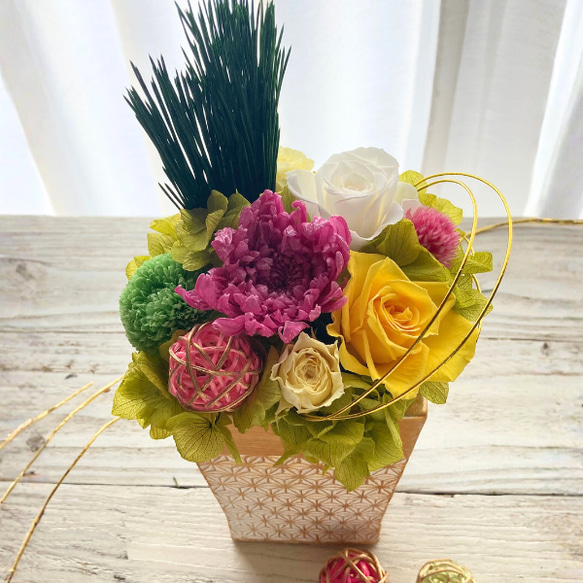 お正月プリザーブドフラワー お正月 松入り プリザーブドフラワー迎春アレンジメント｜和モダン