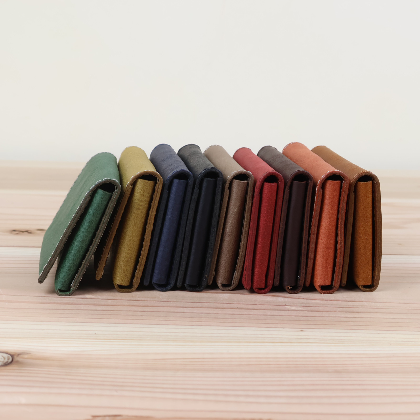 名刺入れ　【全9色】　ビジネス　カードケース　名刺　挨拶　シンプル