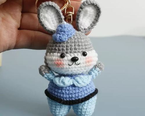 毛糸 手作り 編みぐるみ ニット キーホルダー バッグチャーム 誕生日