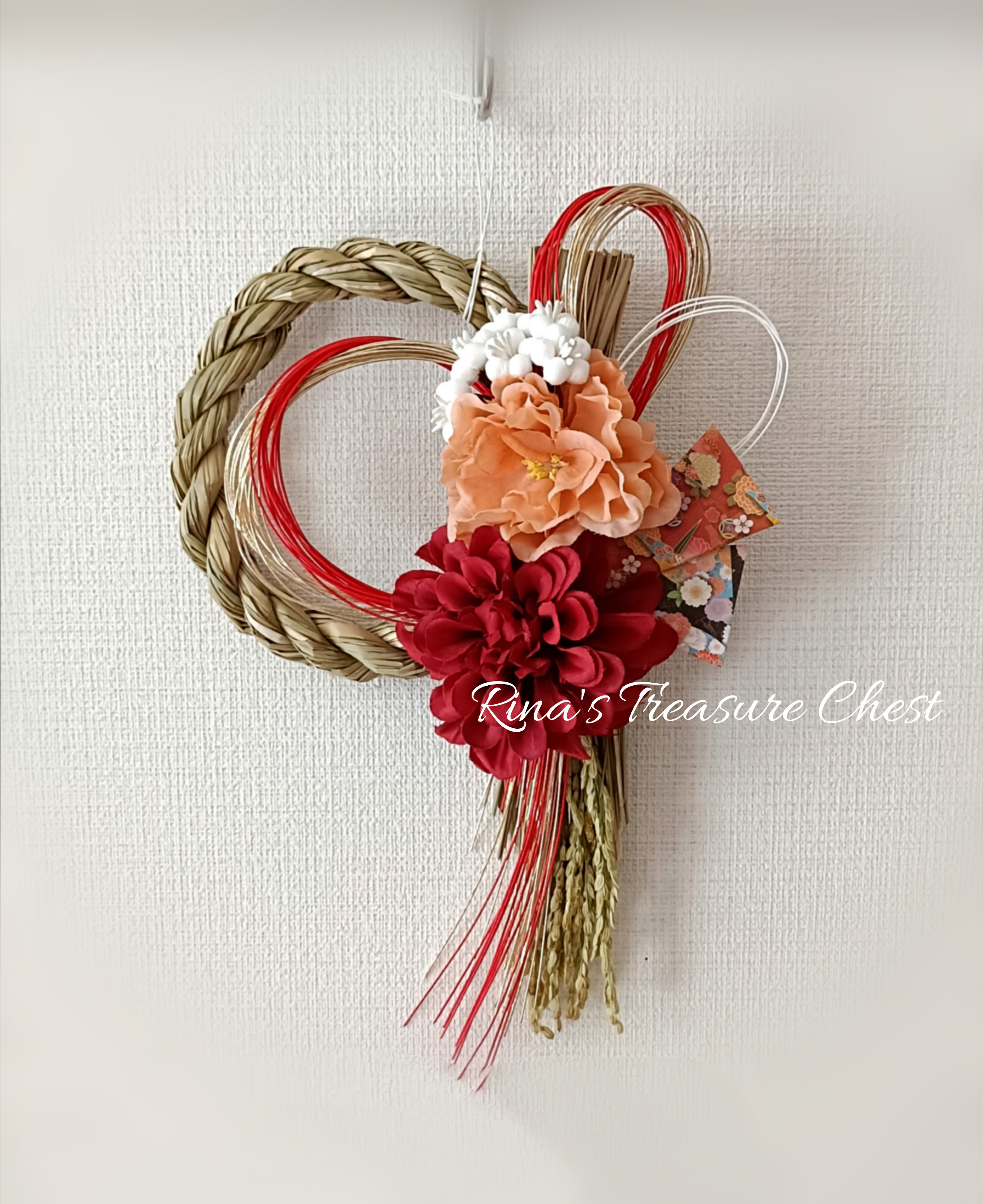 しめ飾り ♡　明るい年になりますように！！！というイメージでお作りいたしました✨️