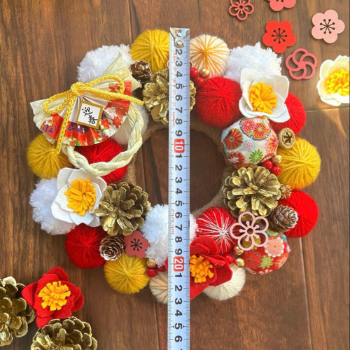 お正月飾り 毛糸玉リース お正月 しめ縄 しめ飾り ハンドメイド