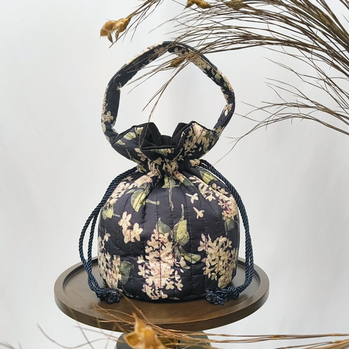 run run bag【アーカイブ・ライラック】- リバティ生地 × キルト