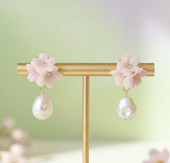 桜色 三輪 ピアス｜バロック淡水パール｜桜アクセサリー｜春