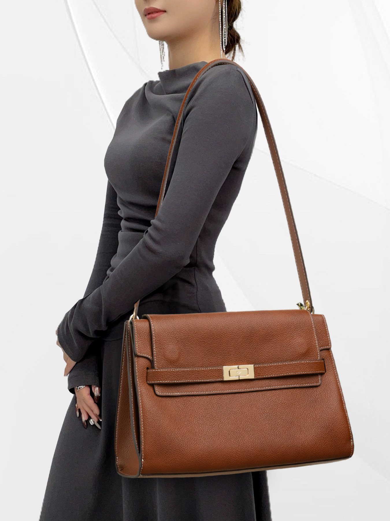 CCAMO クロスボディレディースバッグ 2025 新モデル本革レディースバッグ ラグジュアリーライトブランド シングル