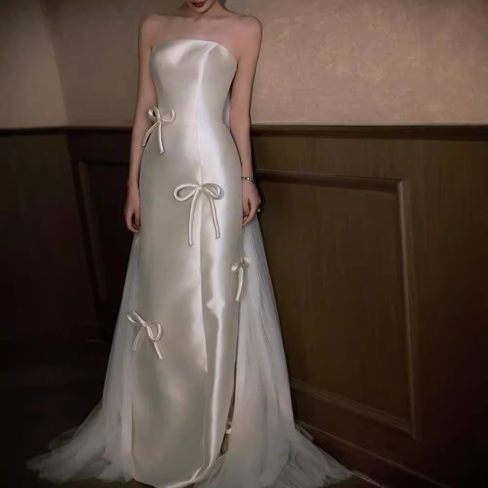 ウェディングドレス 白 黒 サテン リボン ノースリーブ 韓国風 結婚式 花嫁 演奏会 前撮り お呼ばれ AK421