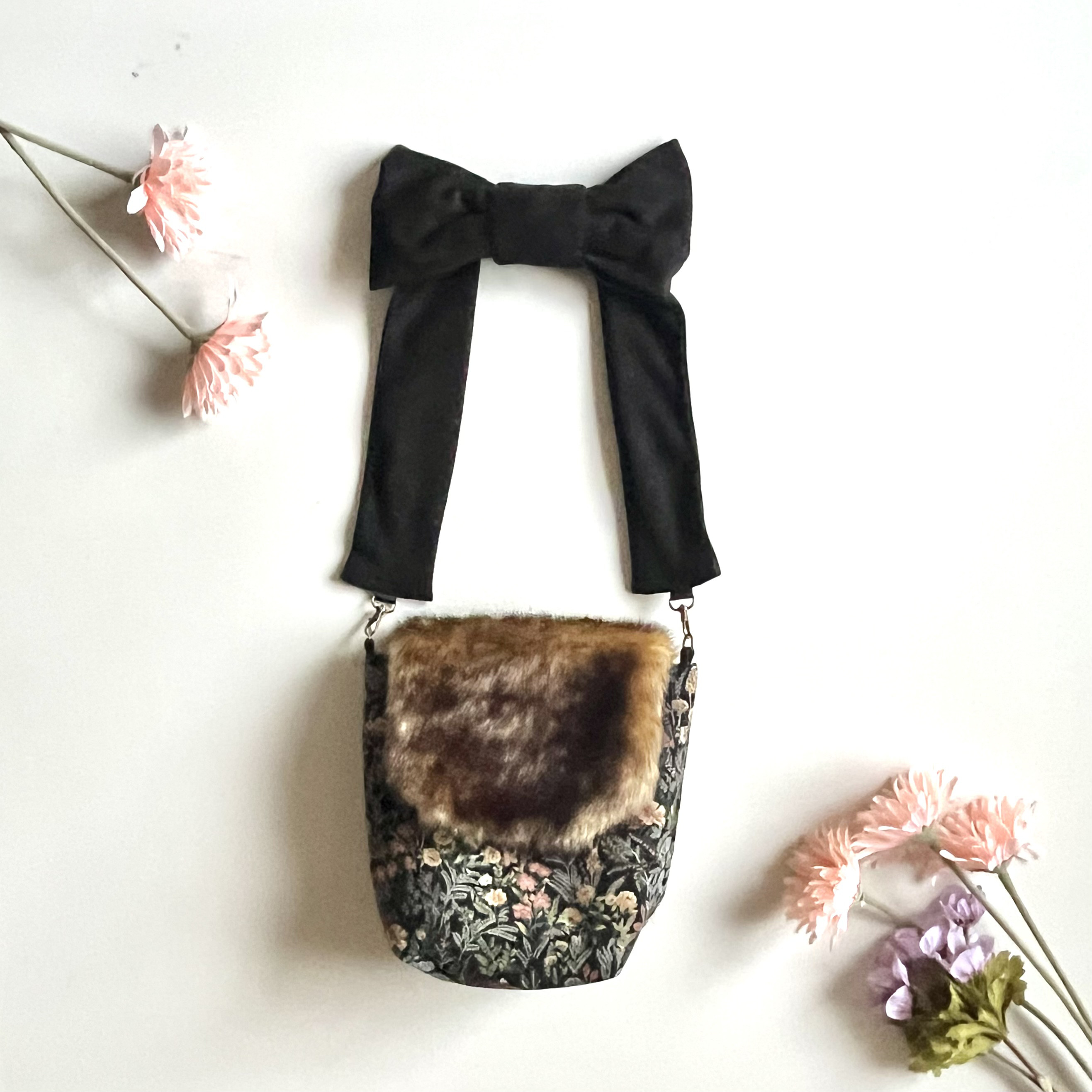 【Creema限定新春福袋2026＜竹＞】リボンショルダー＆フラワー柄ミニバッグ・エコファーカバーセット