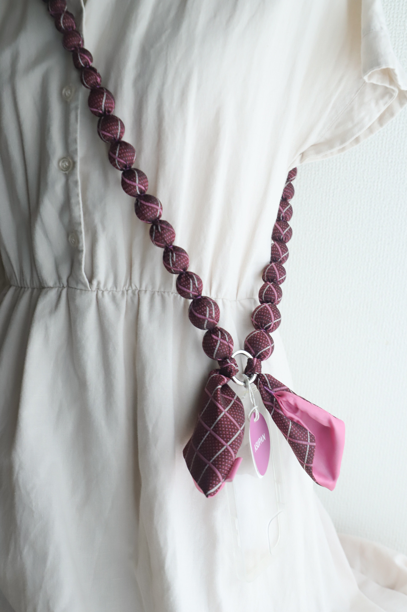 ぽこぽこスマホストラップ【ラズベリークリームキャンディ】